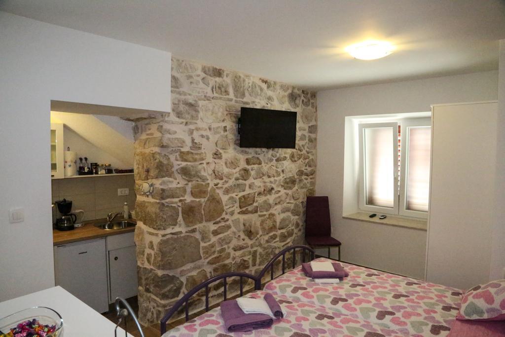 Apartments Seka Hvar Town Quarto foto