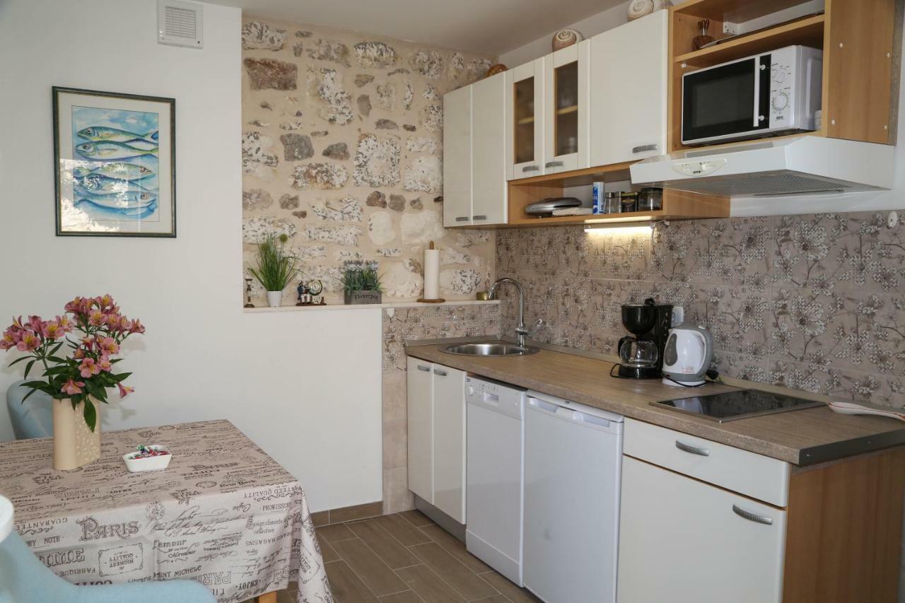 Apartments Seka Hvar Town Exterior foto