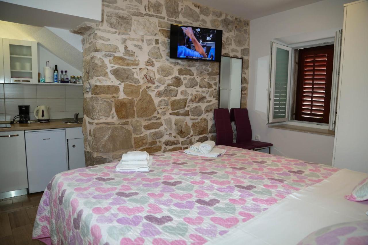 Apartments Seka Hvar Town Exterior foto